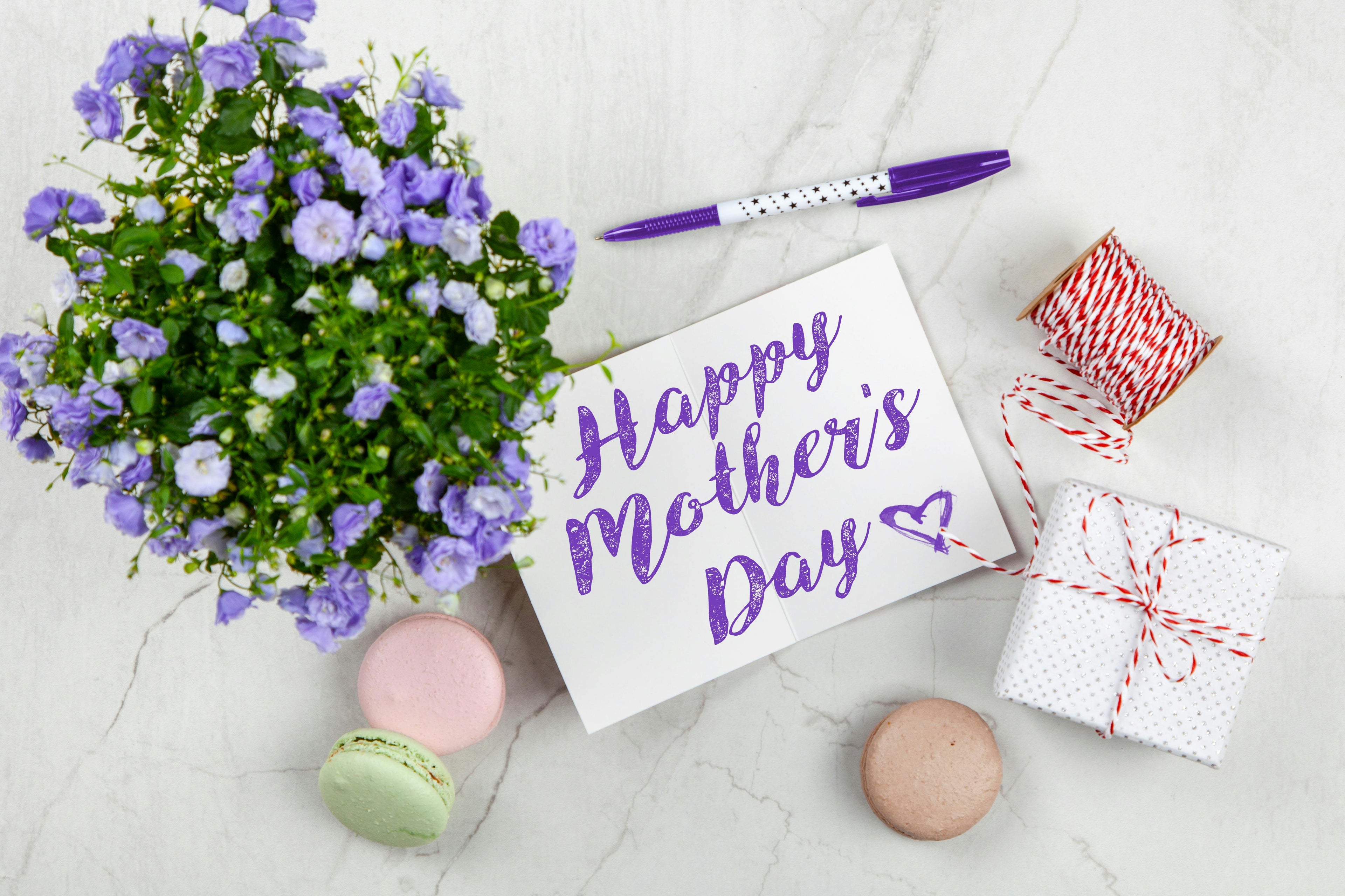 Mother’s Day Gift Guide: Gifts for the Creative, Adventurous, or On-the-Go Mum