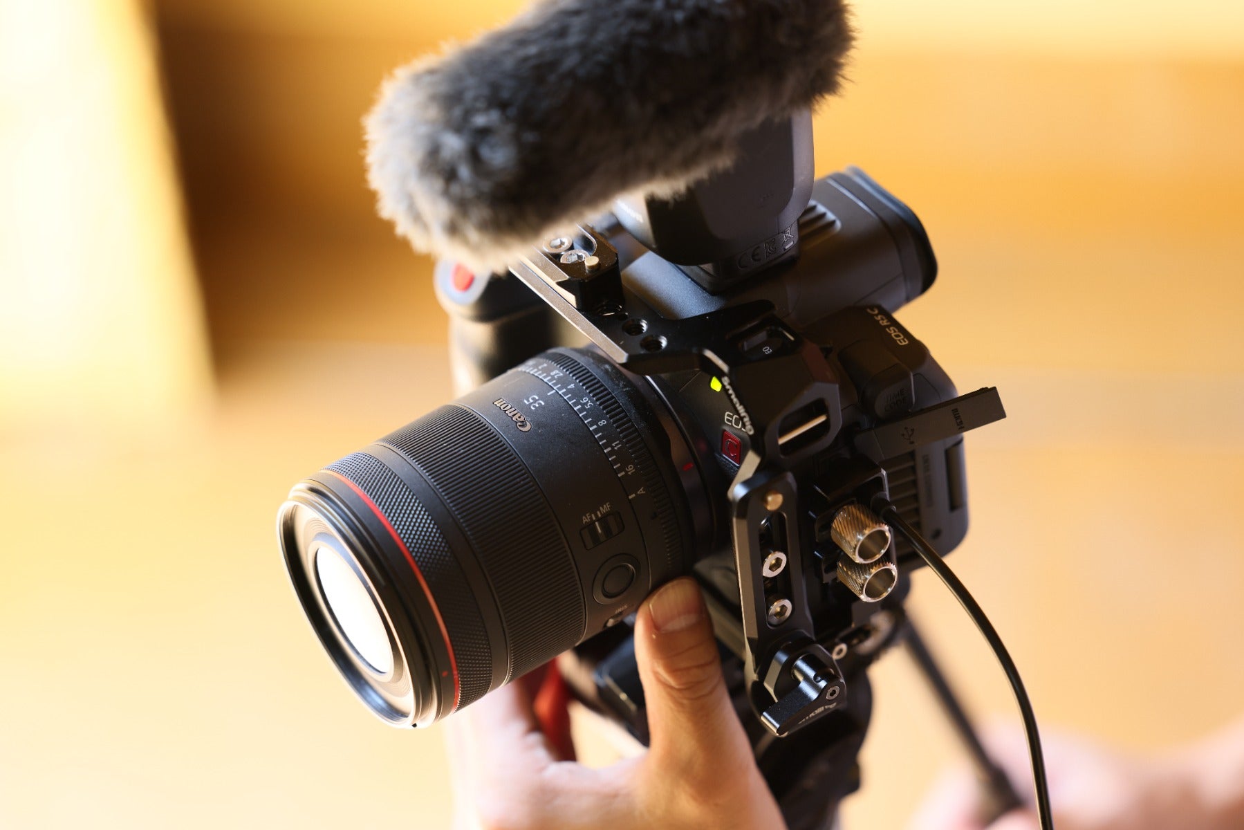 Canon RF 35mm f/14L VCM Lens