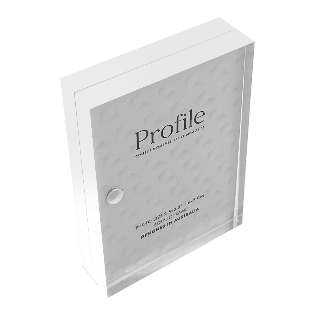 Profile - Newtown 2.5x3.5" Acrylic Photo Frame