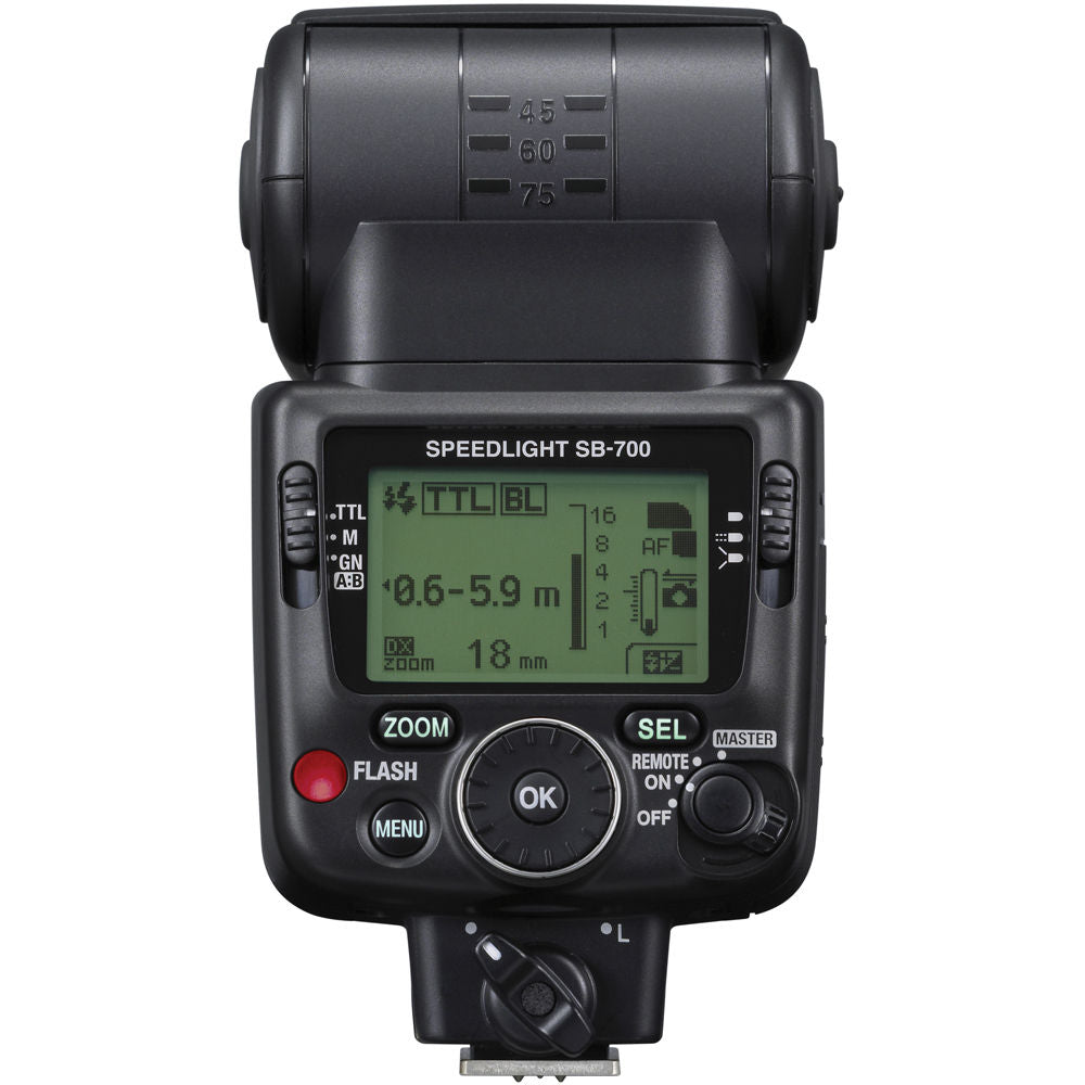 Nikon DX Portrait Kit with AF-S DX 35MM F/1.8G & SB-700 Flash