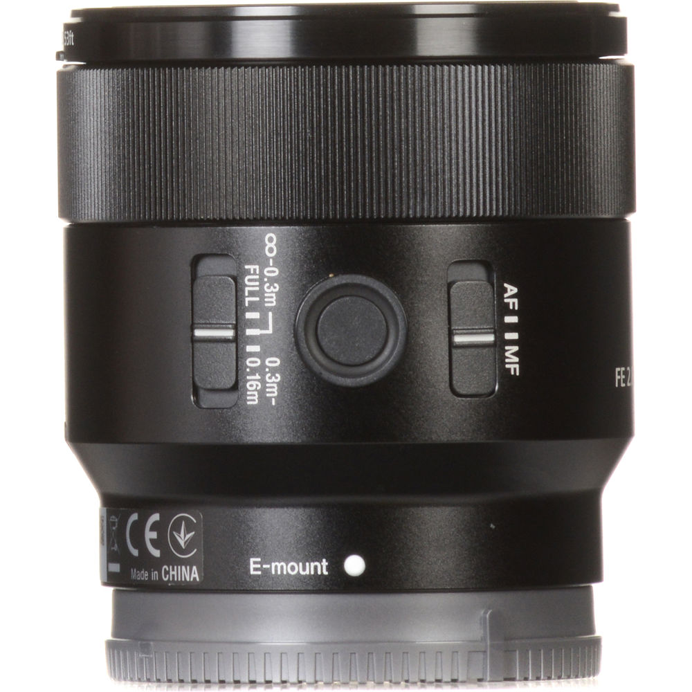 Sony FE 50mm f/2.8 Macro  