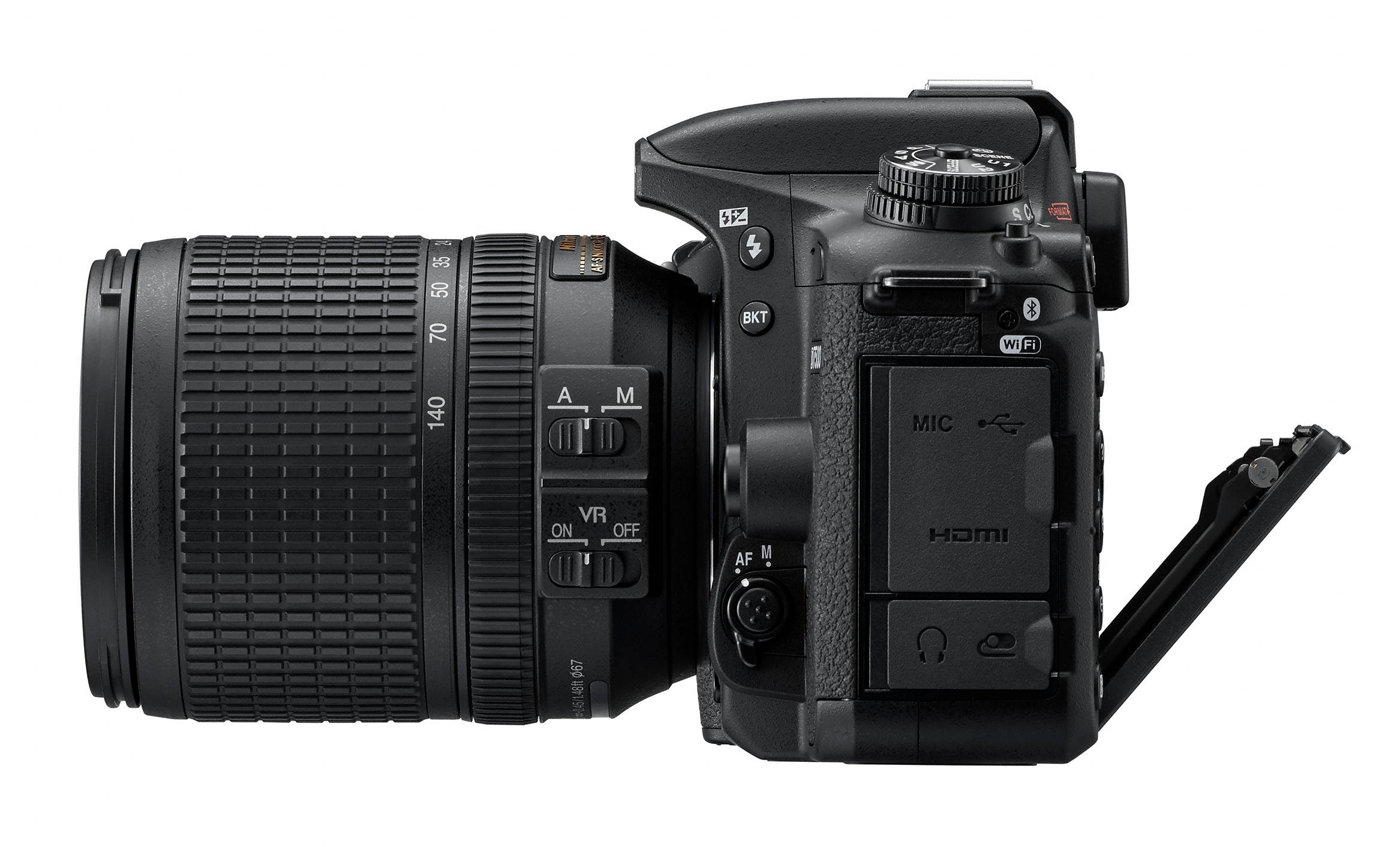 Nikon D7500 w/ 18-140mm VR