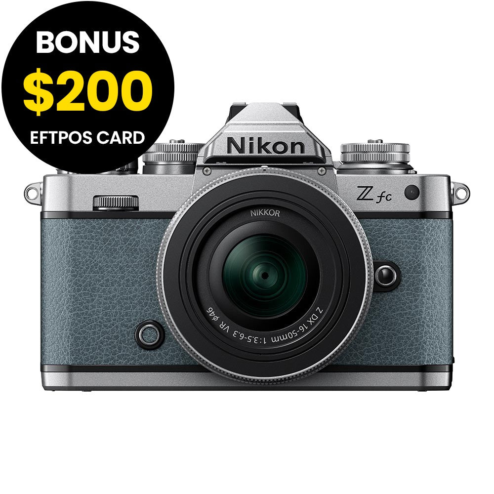 Nikon Z fc Chalk Blue with Nikkor Z 16-50mm VR and Z 50-250mm VR Lens