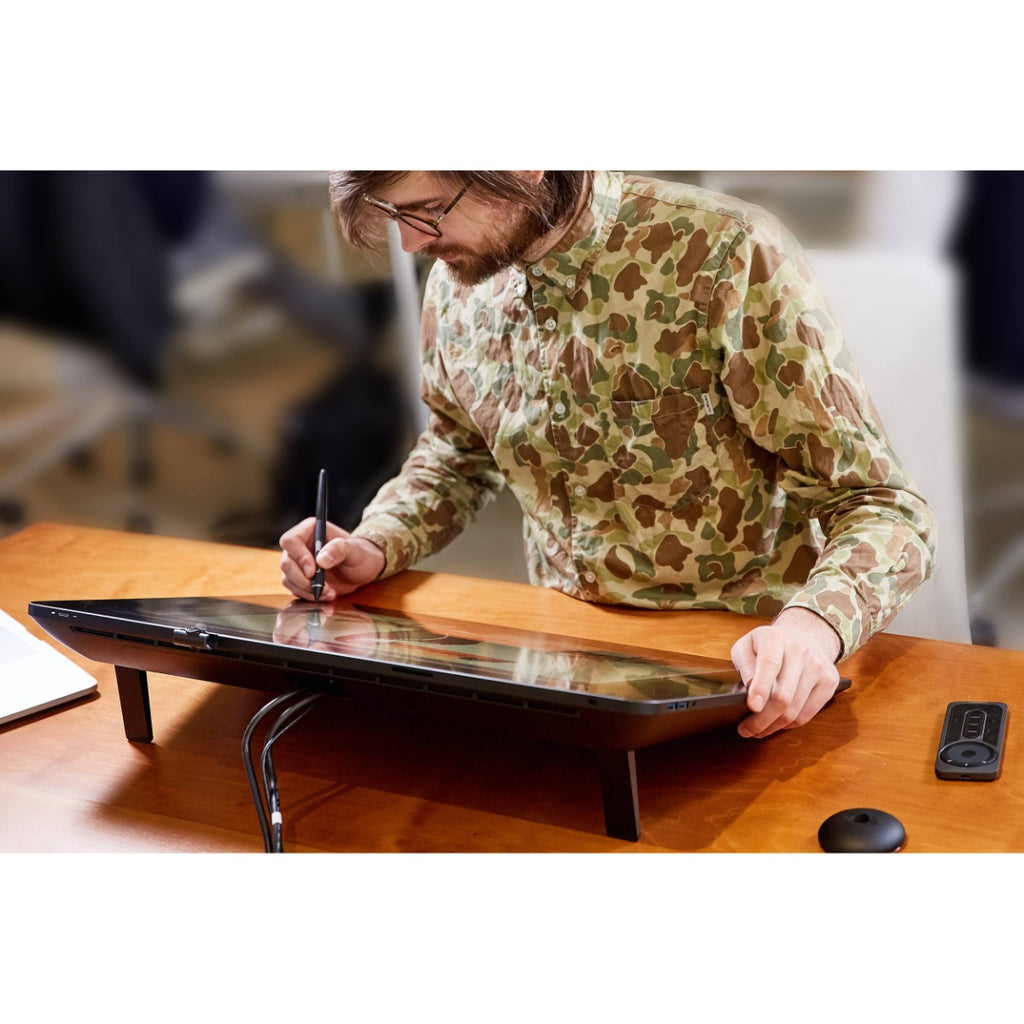 Wacom Cintiq Pro 24 Non Touch with Creative Pen