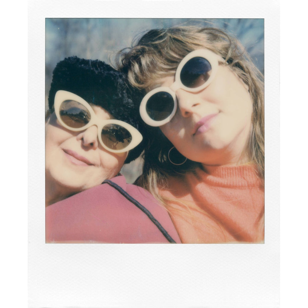 Polaroid Originals Colour Film for I type cameras (No batteries) - Suits i-1 and One Step 2 Cameras - Double Pack