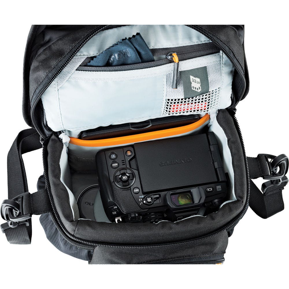 Lowepro Nova 140 AW II Shoulder Bag - Black