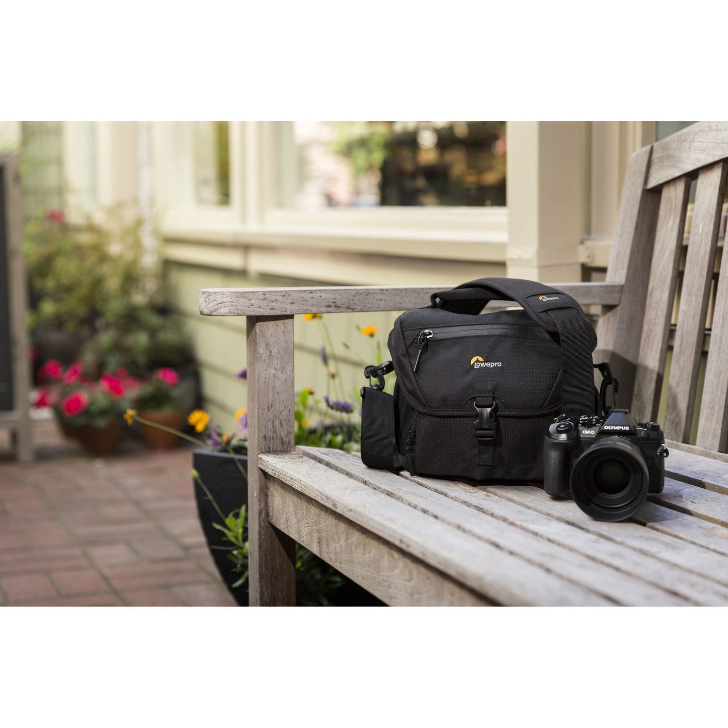 Lowepro Nova 140 AW II Shoulder Bag - Black