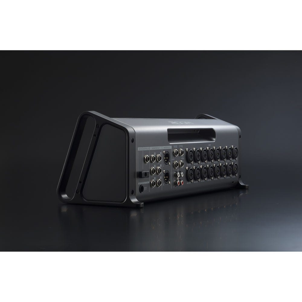 Zoom LiveTrak L-20R Portable Digital Mixer and Recorder
