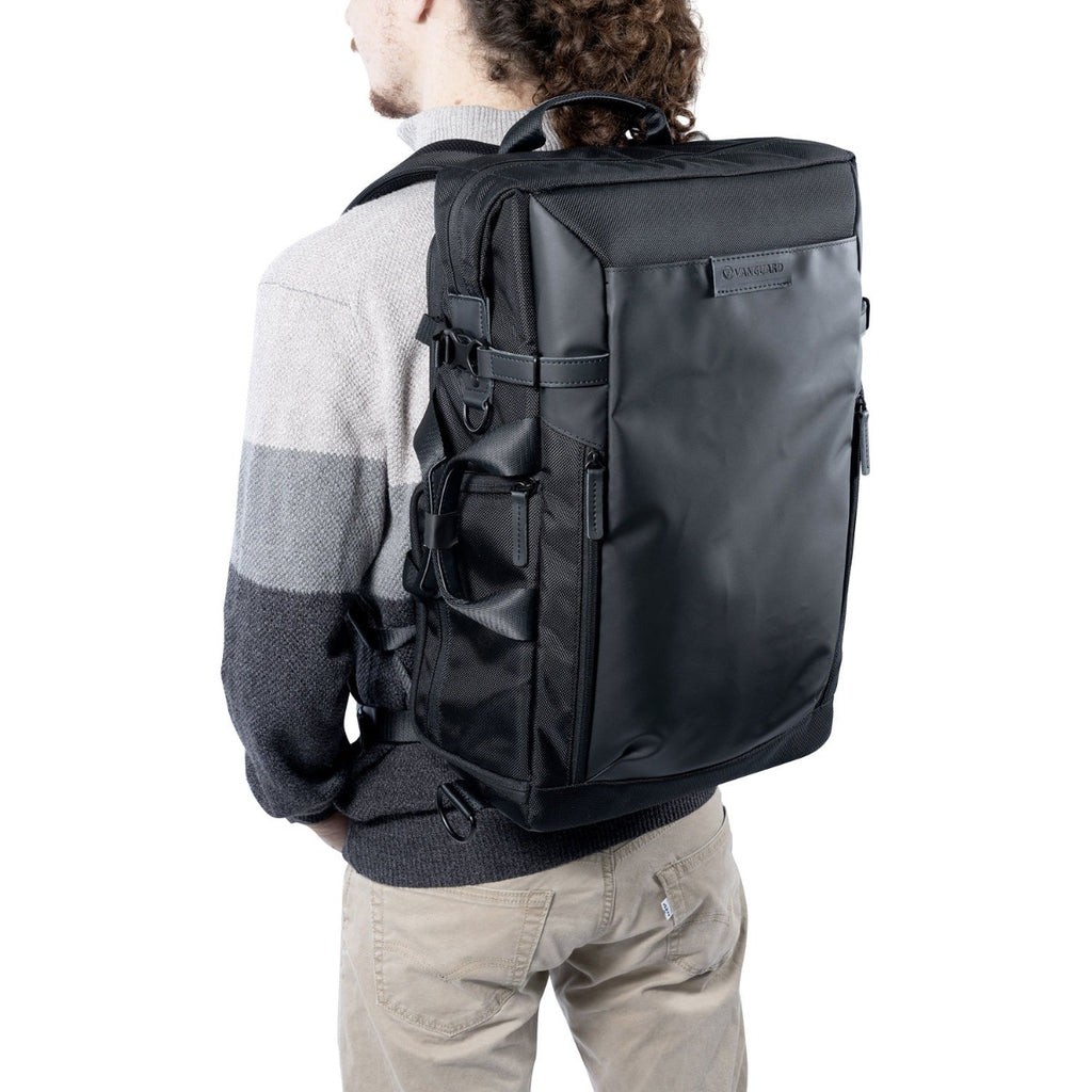Vanguard VEO Select 49 Backpack - Black