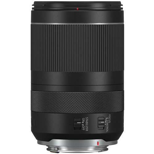  Dynamic IS and round 7-bladed aperture for smooth bokeh.