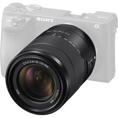 Sony E 18-135mm f/3.5-5.6 OSS  