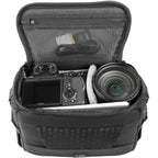 Vanguard VEO Adaptor 24M Shoulder Bag - Black 