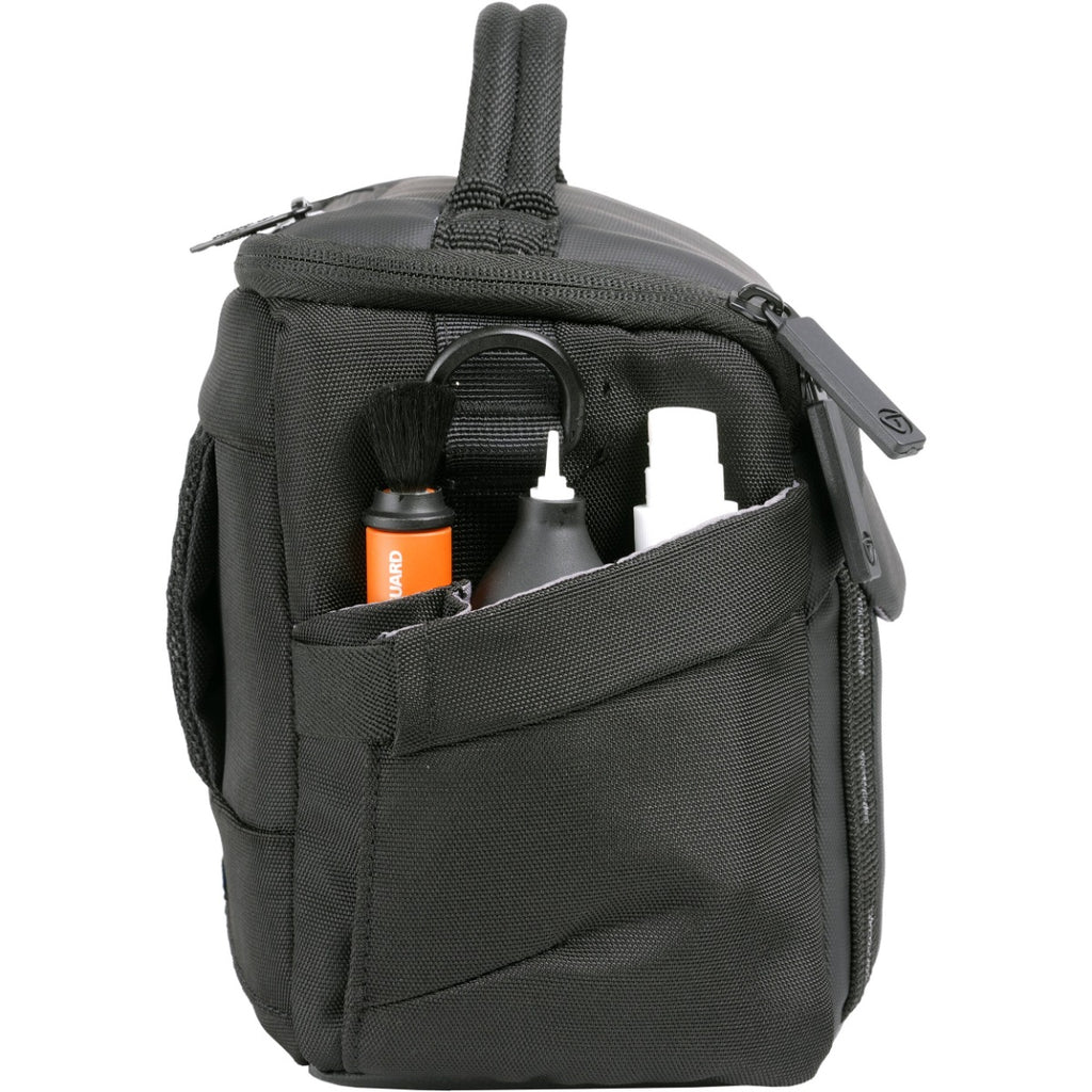 Vanguard VEO Adaptor 24M Shoulder Bag - Black 