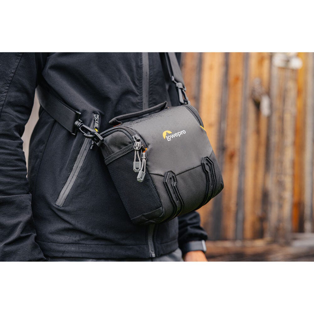 Lowepro Adventura SH 120 III