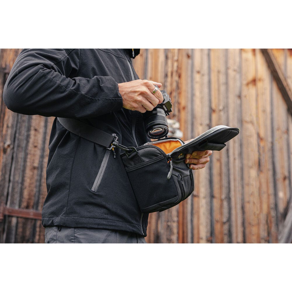 Lowepro Adventura SH 120 III