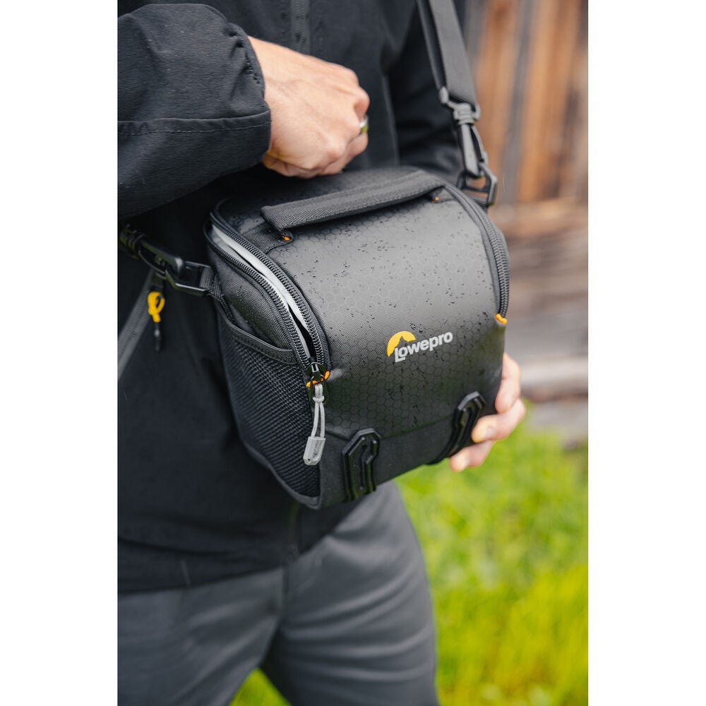 Lowepro Adventura SH 120 III