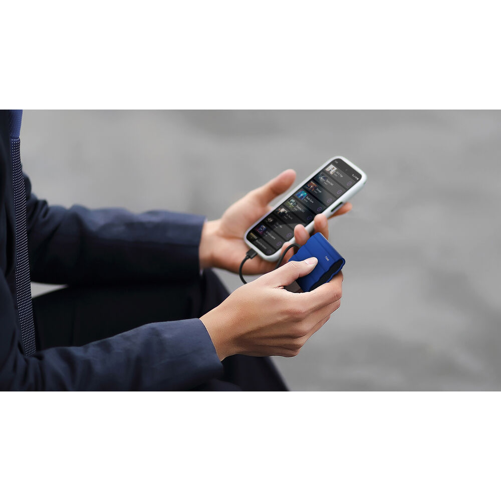 Portable SSD T7 Shield USB 3.2 2TB (Black)
