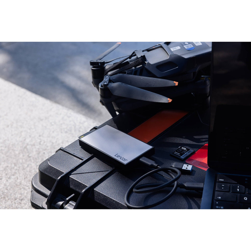  support Dual slot SD UHS-II