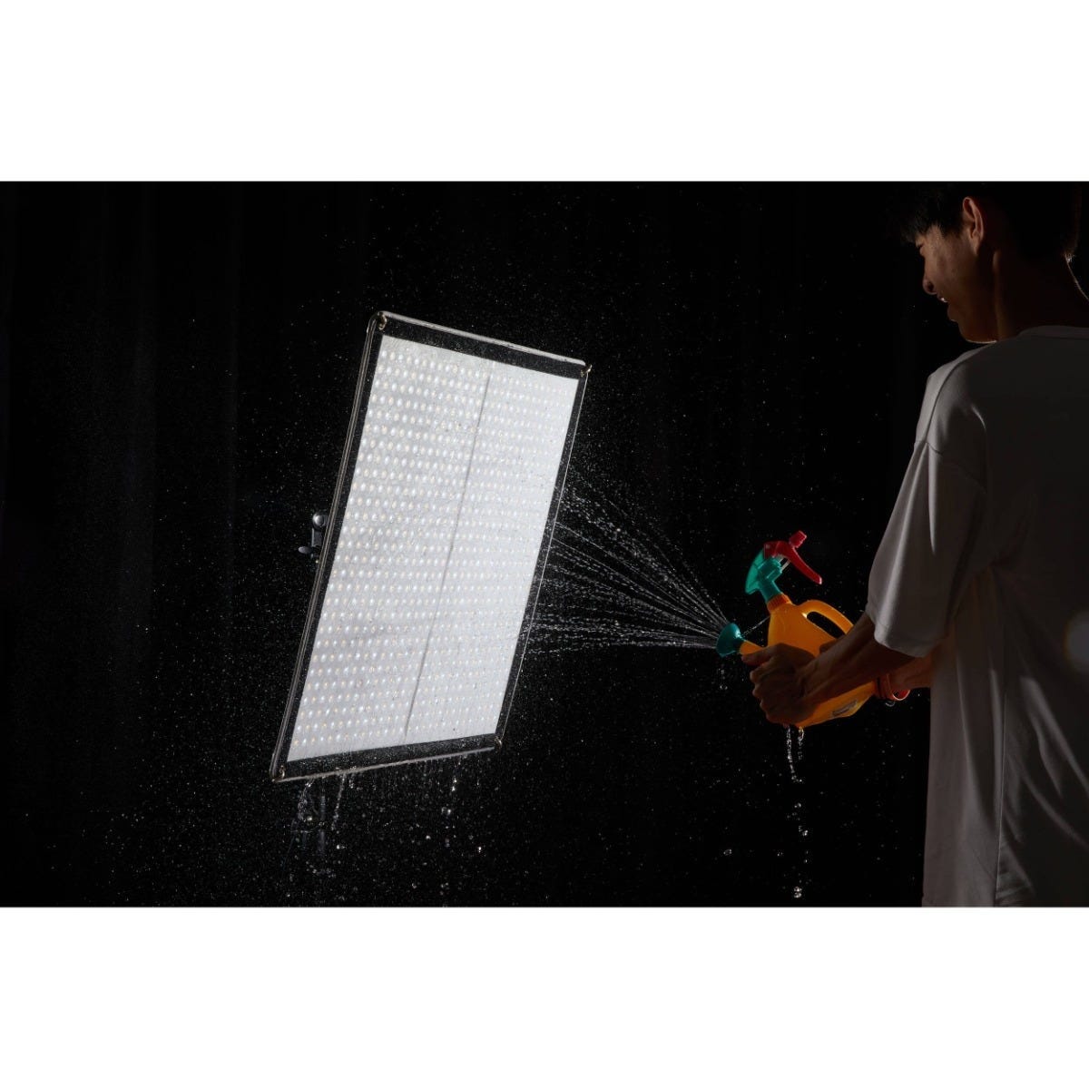 Damaged Box Godox KNOWLED F200 Bi-Colour Flexible LED 600x600mm