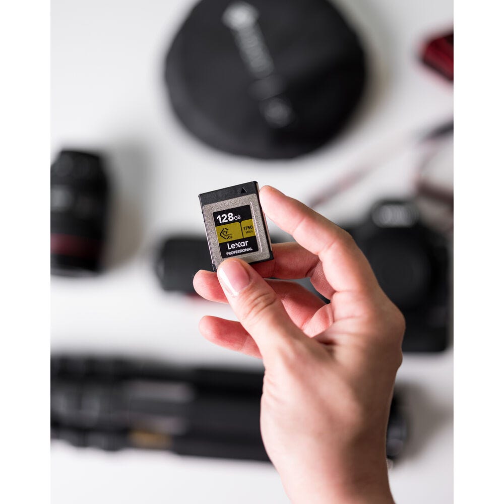 Lexar Professional Gold PRO Series CFexpress Type B Card - 256GB