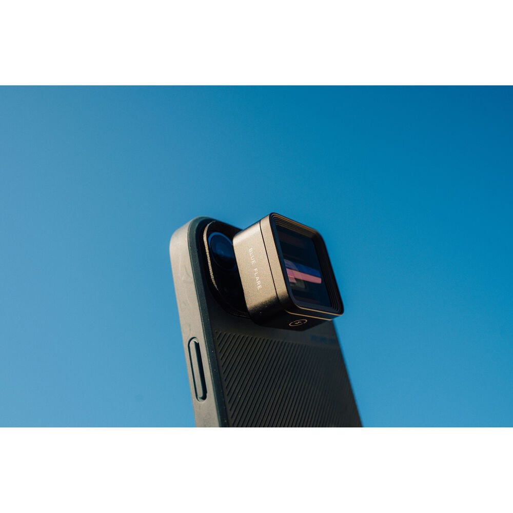 Moment T-Series 1.55x Anamorphic Lens (Gold Flare)