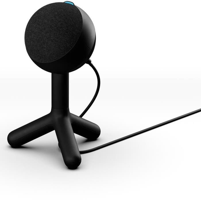 Logitech Streaming Bundle with Ligra Glow, G Yeti Orb Mic and StreamCam (Black)
