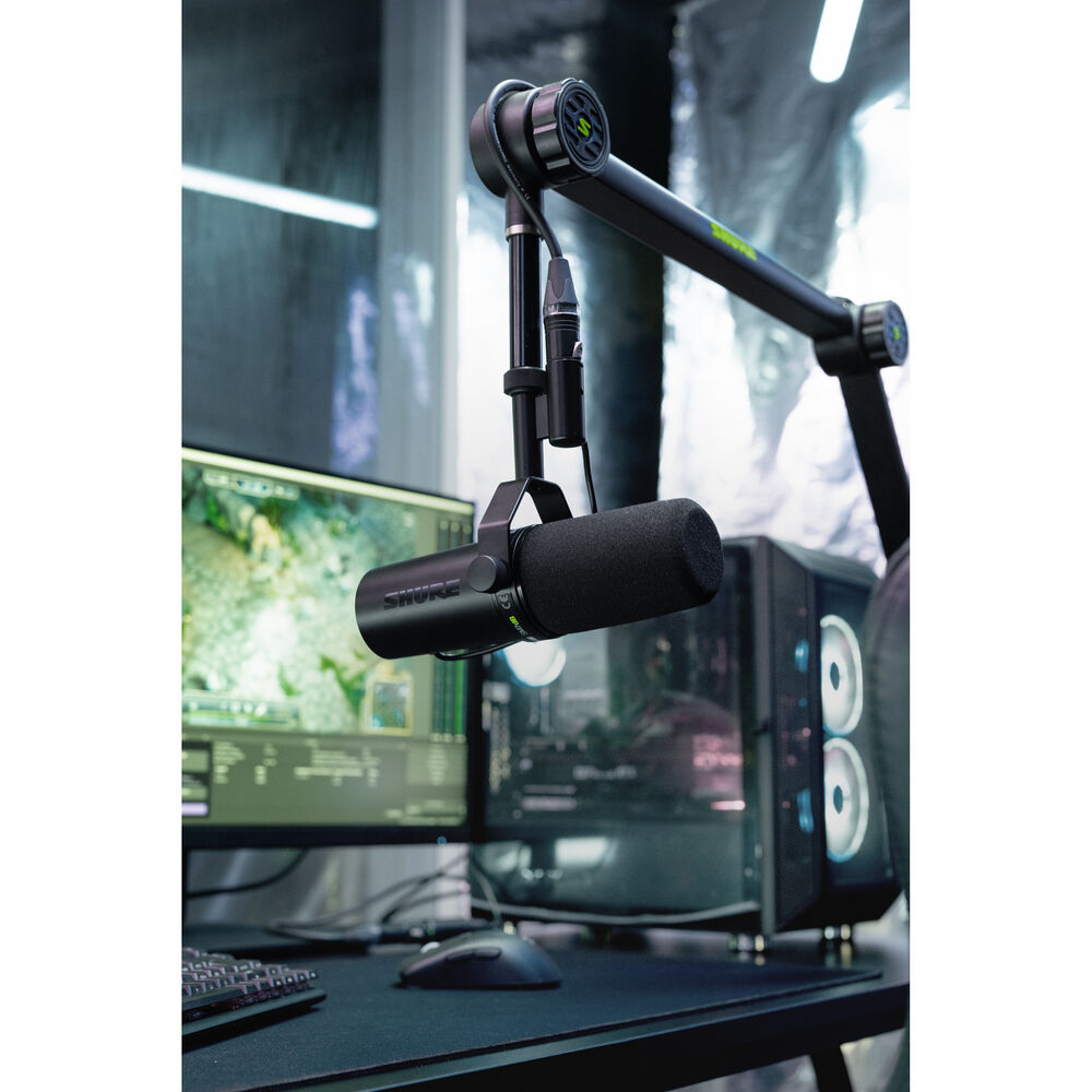 Shure SM7dB Dynamic Vocal Microphone w/ Built-in Preamp