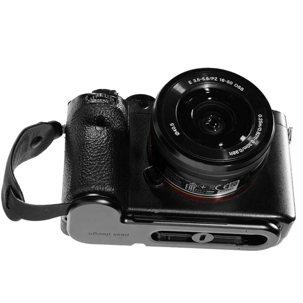 Open Box Peak Design - Micro Clutch L-Plate (for cameras with a grip)