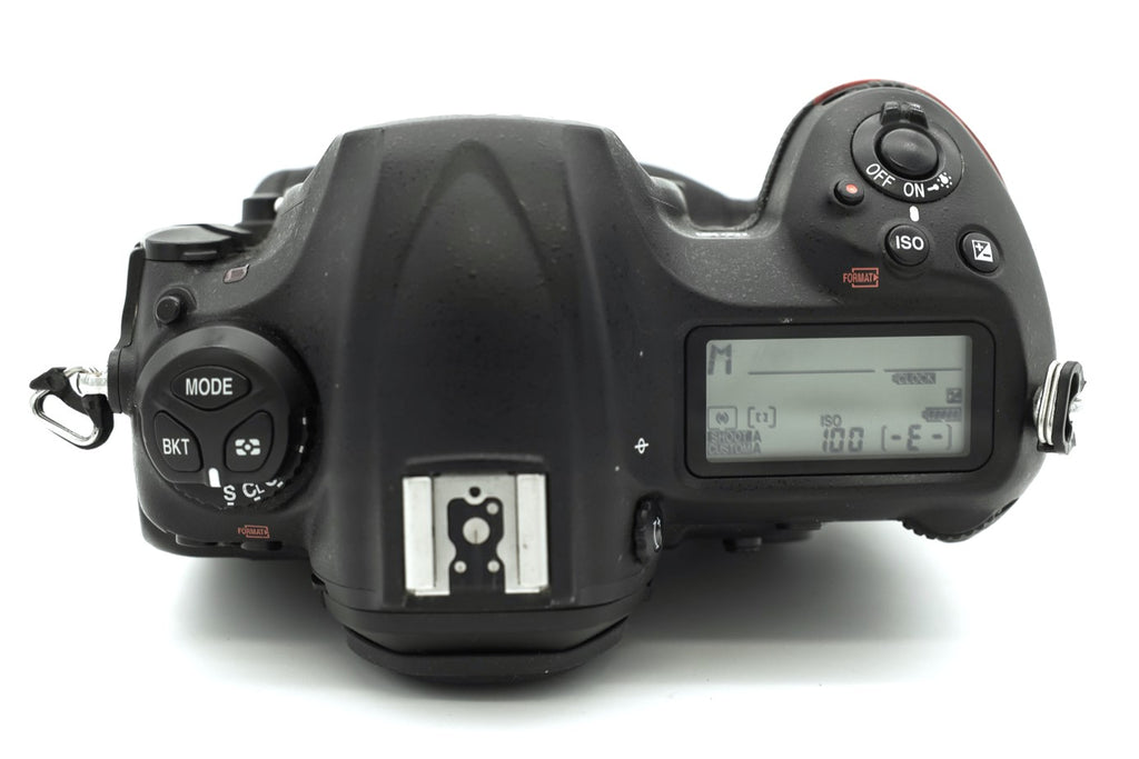 Used Nikon D5 DSLR with XQD Dual Card Slots (Body Only S/N 7400239