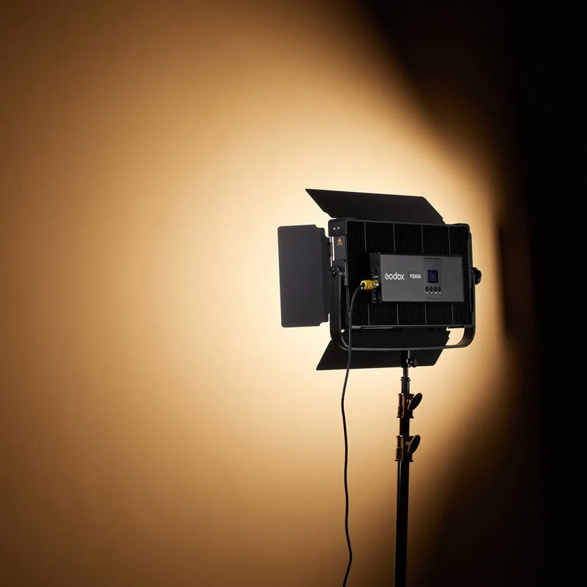 Damaged Box Godox P200Bi 200w Bi Colour LED Panel Inc Barndoor