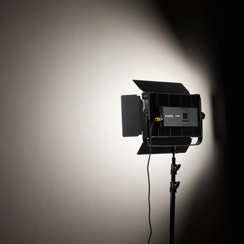 Damaged Box Godox P200Bi 200w Bi Colour LED Panel Inc Barndoor