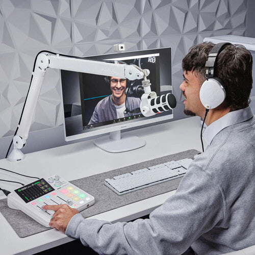 Rode RodeCaster Duo Integrated Audio Production Studio - White
