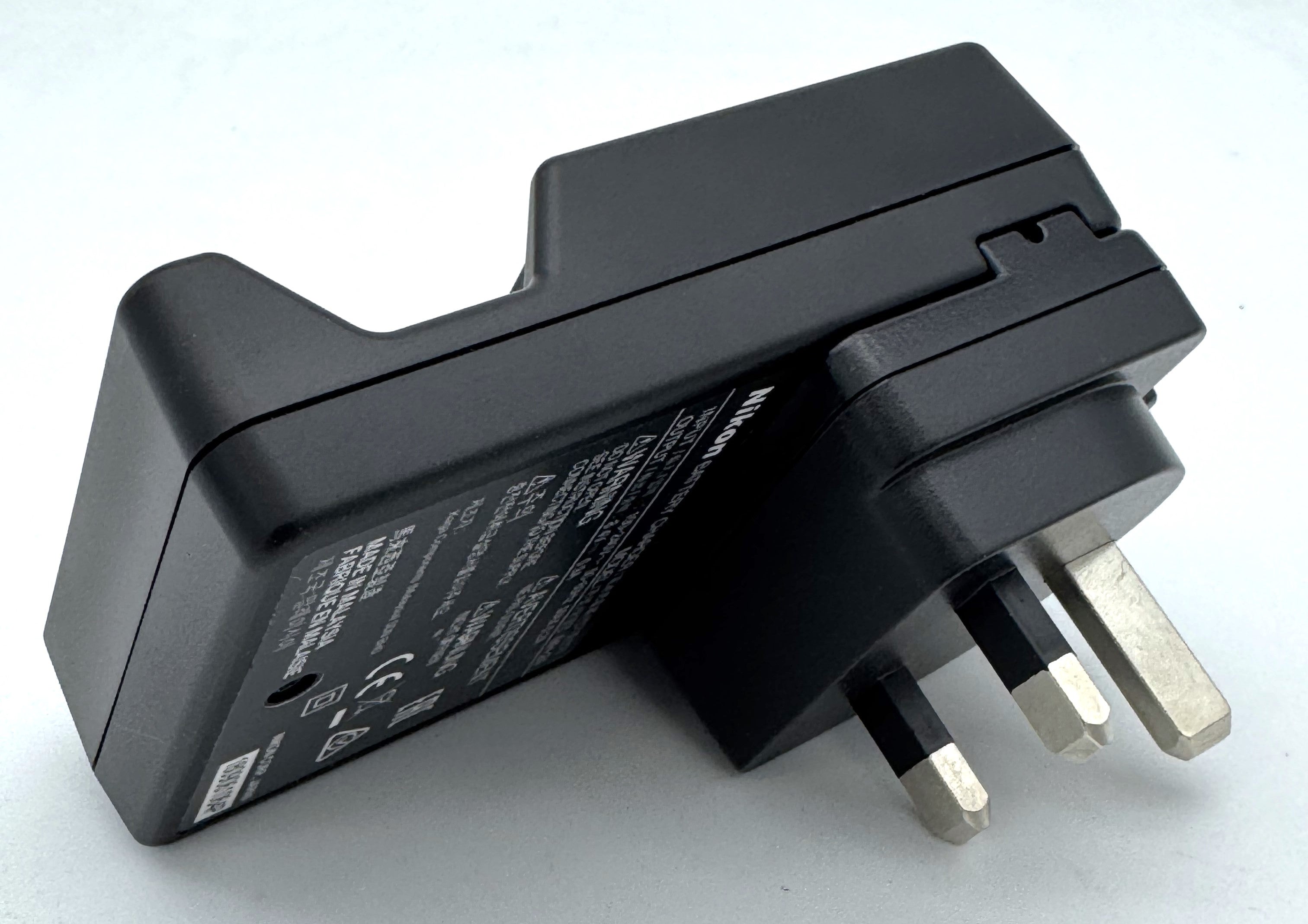 No Box - Nikon MH-24 Quick Charger for EN-EL14 Batts - Standard UK Plug -Type G