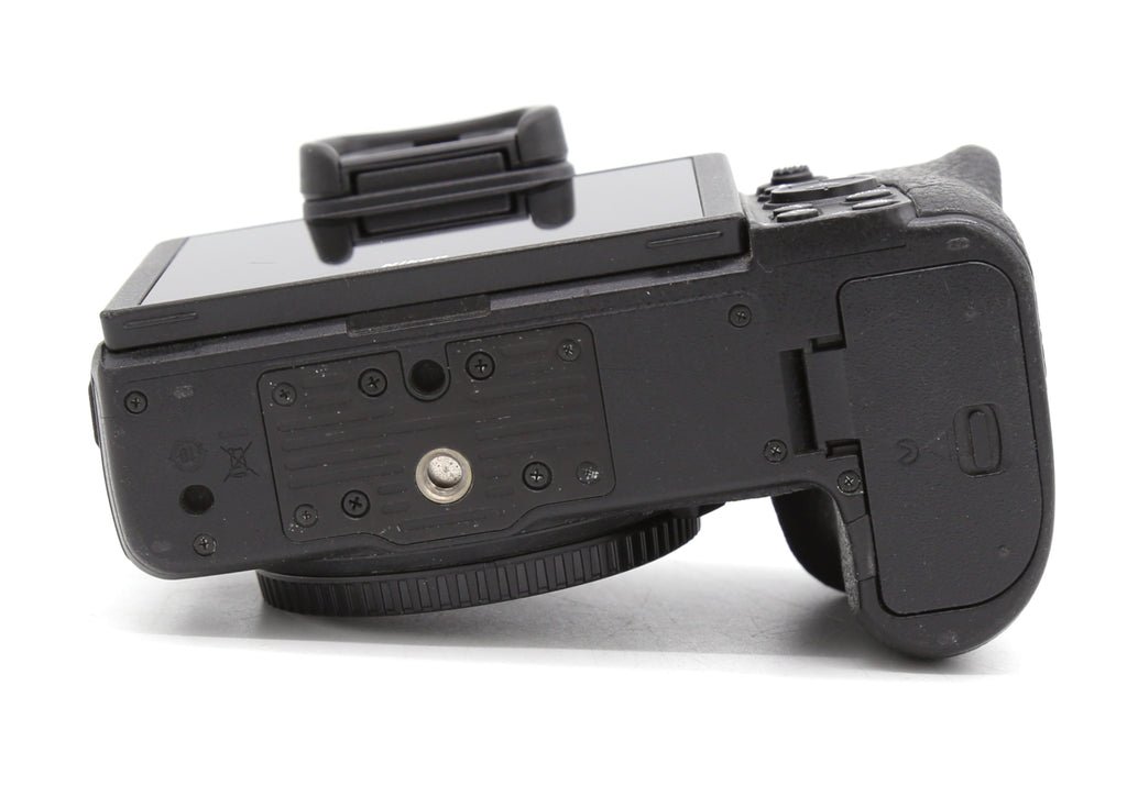 Used Nikon Z5 Body Only S/N: 7401334