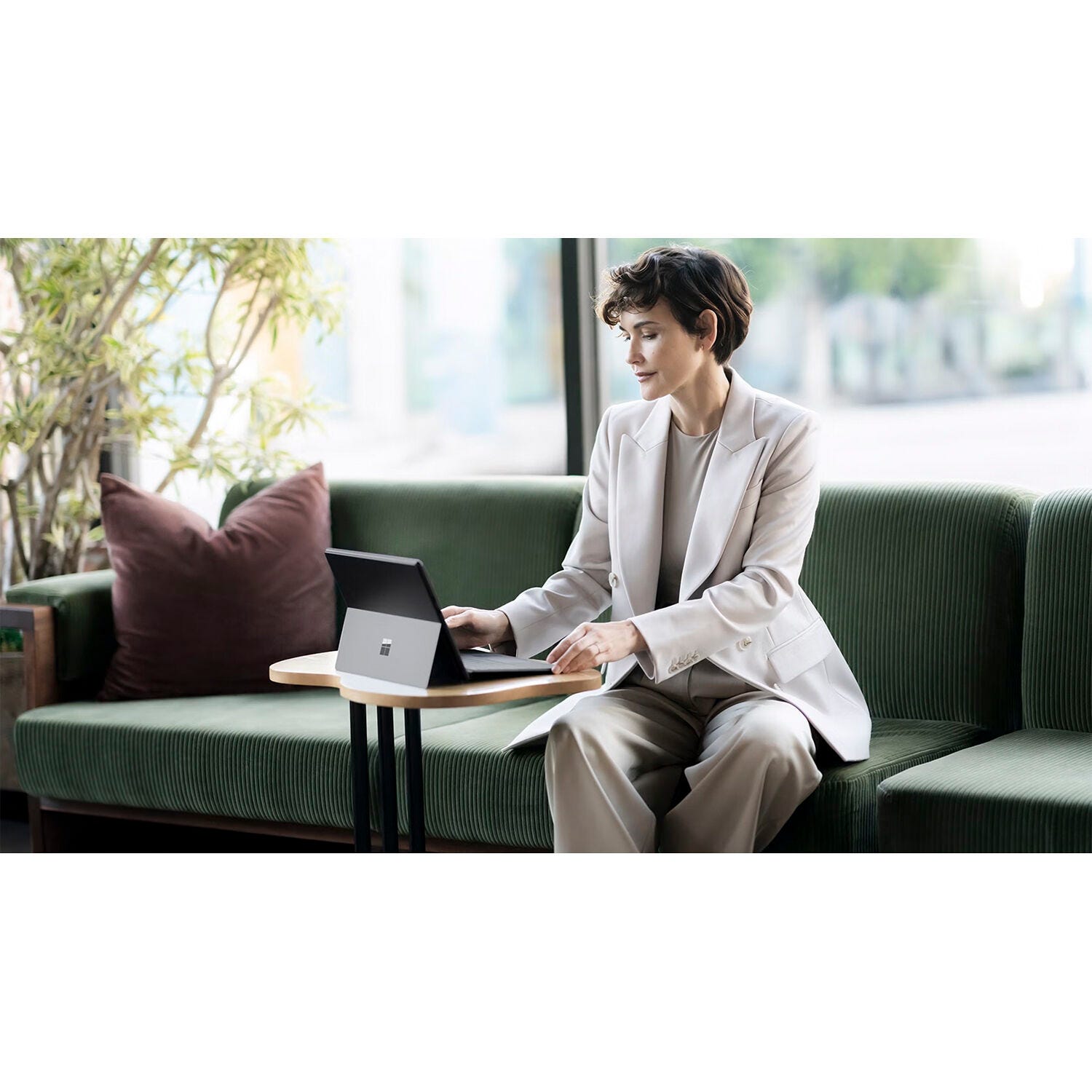 Microsoft Surface Pro Keyboard (11th Edition) with Slim Pen 2 (Sapphire)