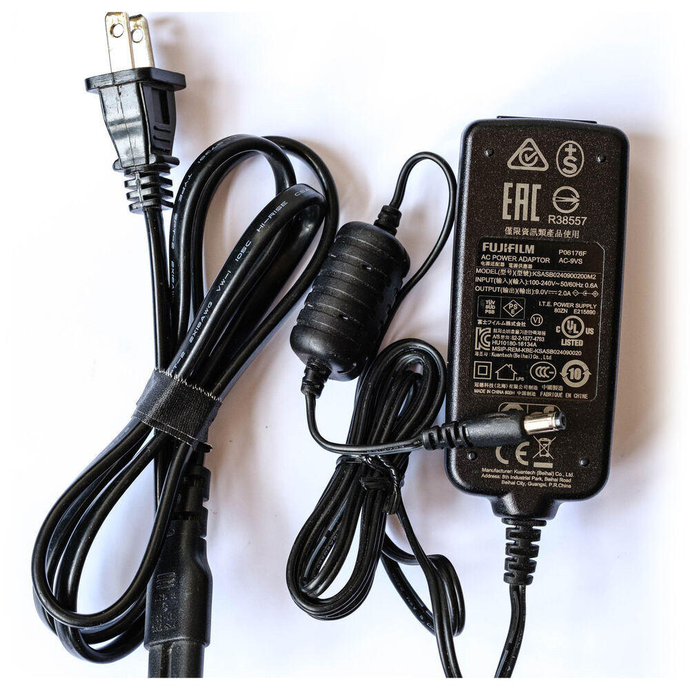 Fujifilm AC-9V Power Adaptor