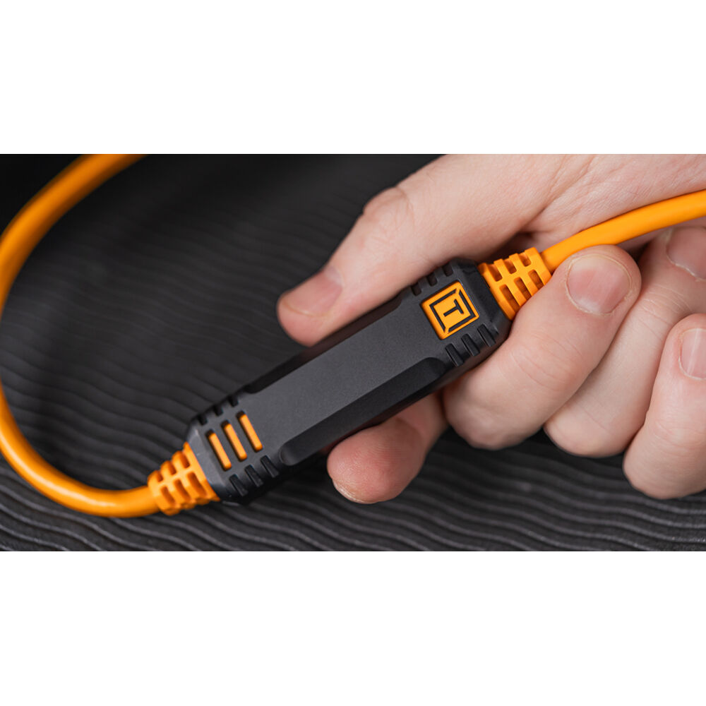 Tether Tools TetherPro 9.4m USB-C/USB-C Straight To Right Black