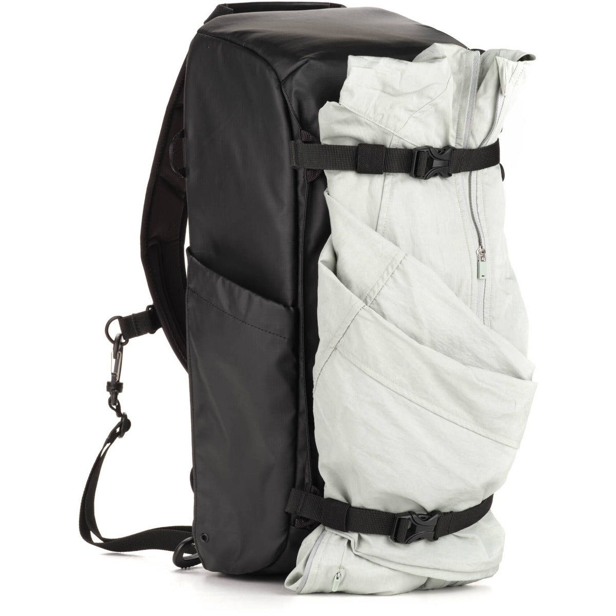 Tenba Solstice v2 16L Sling Bag - Black