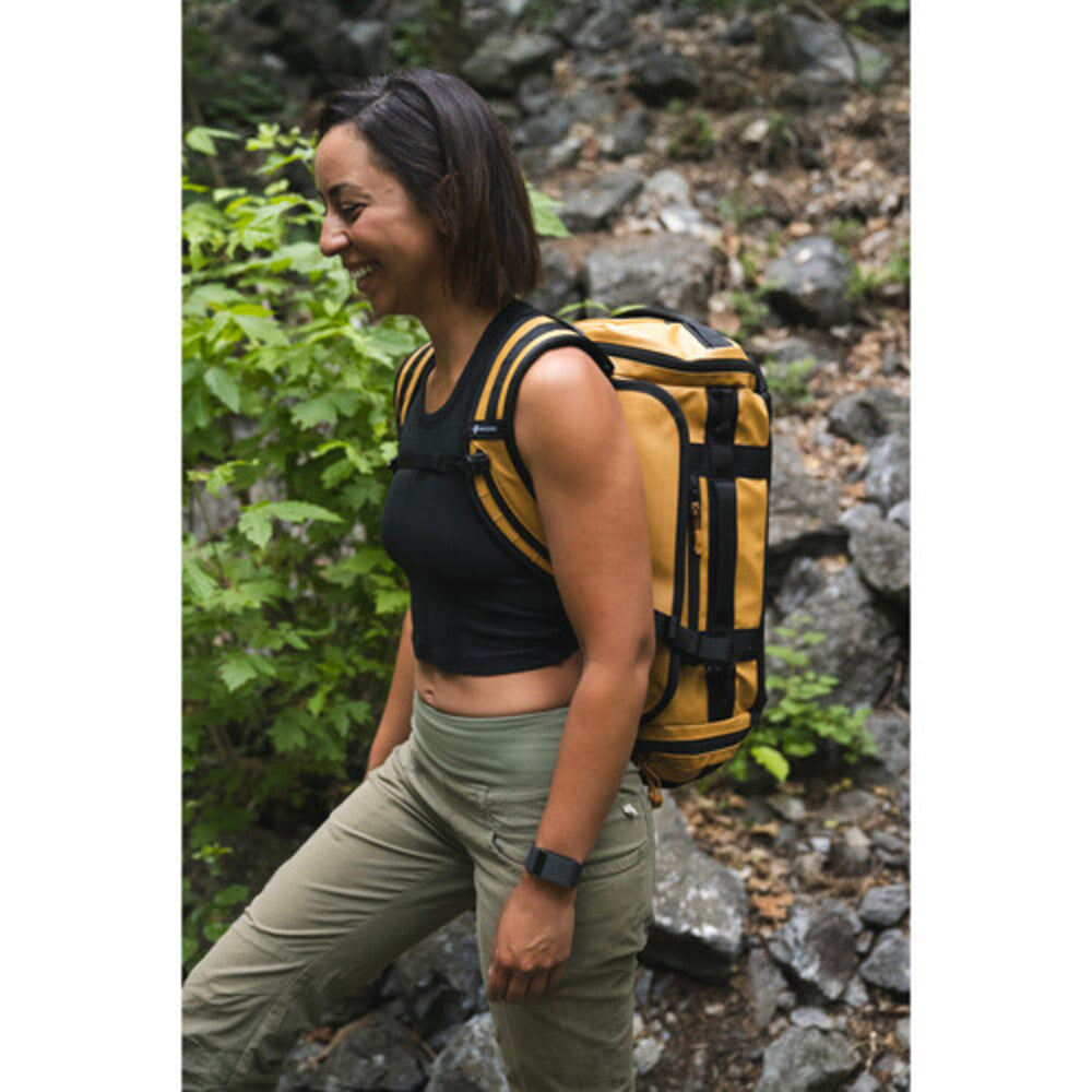 Wandrd CARRYALL Duffel 30L - Dallol Yellow