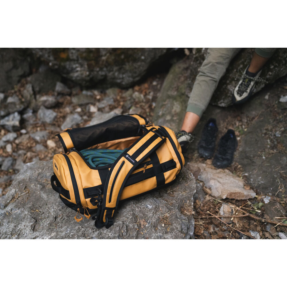 Wandrd CARRYALL Duffel 30L - Dallol Yellow