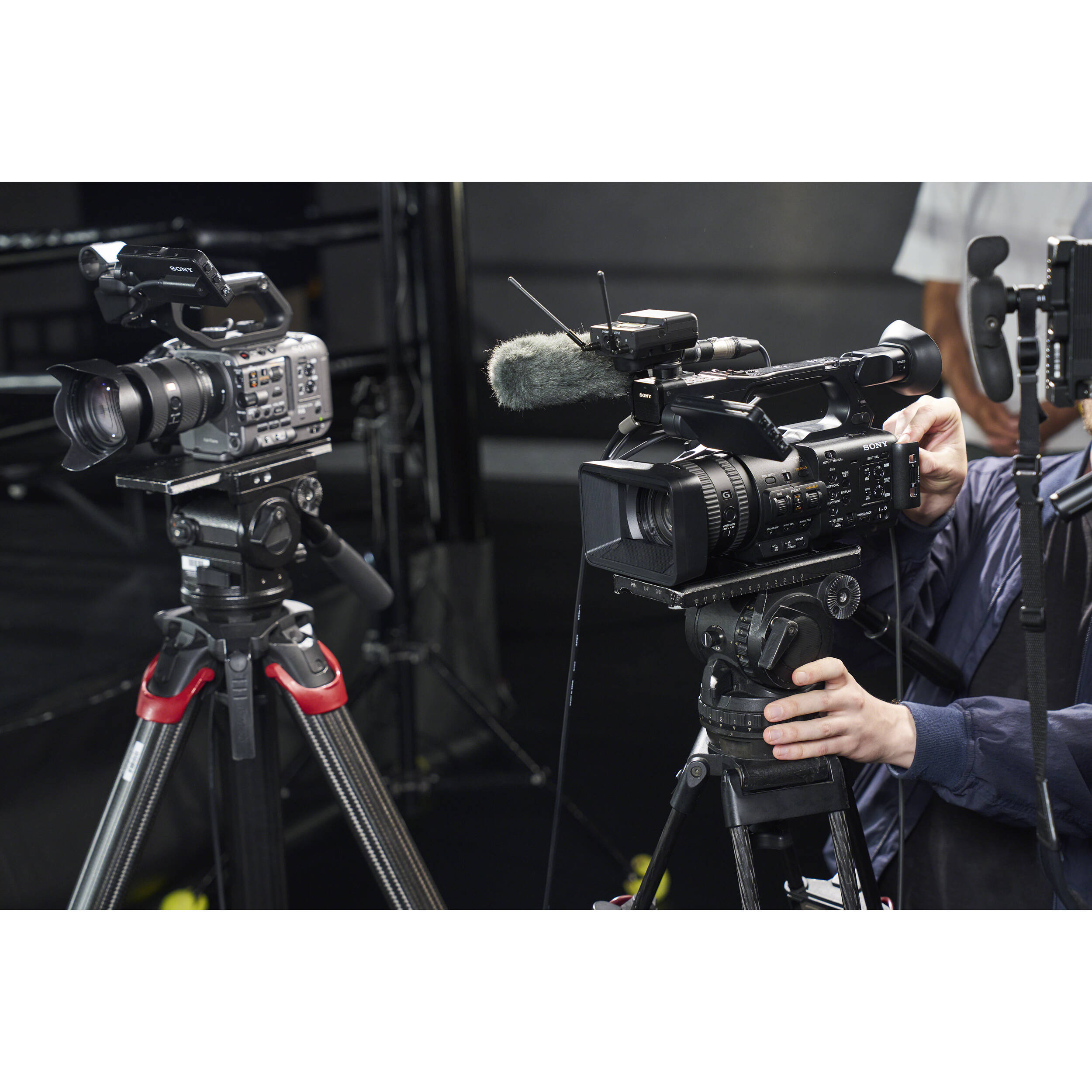 Sony HXR-NX800 NXCAM Camcorder