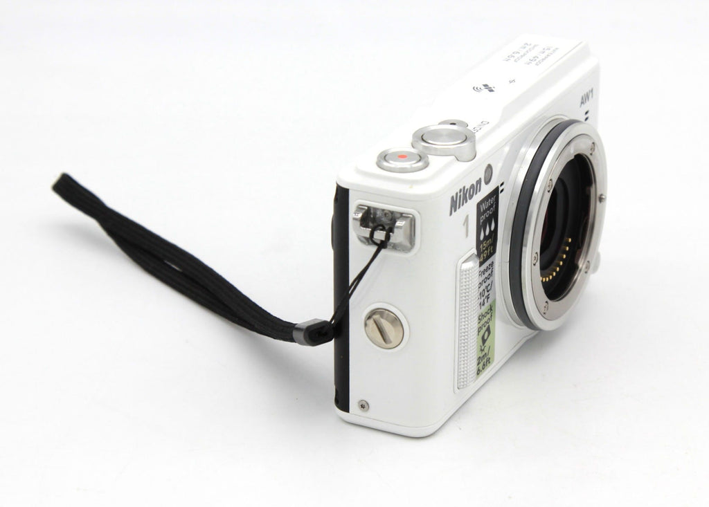 Used Nikon AW1 with 11-27.5mm f3.5-5.6 SN: 63001011