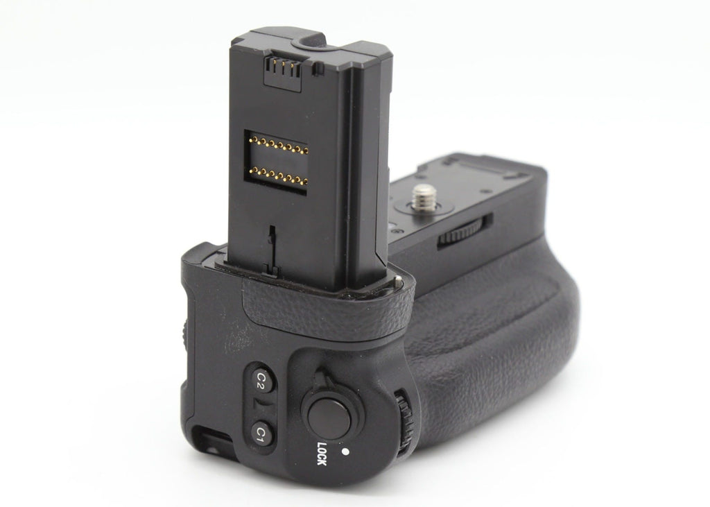 Used Sony VG-C3EM Battery Grip For A7 III