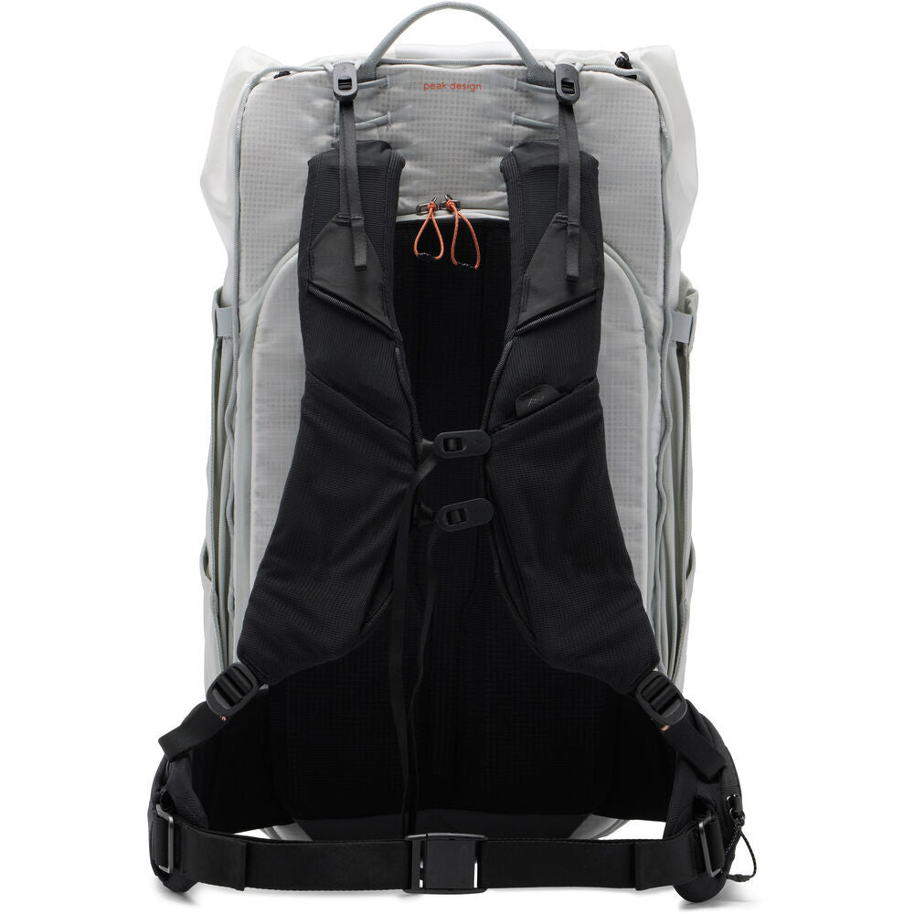Peak Design Outdoor Backpack 45L - Cloud