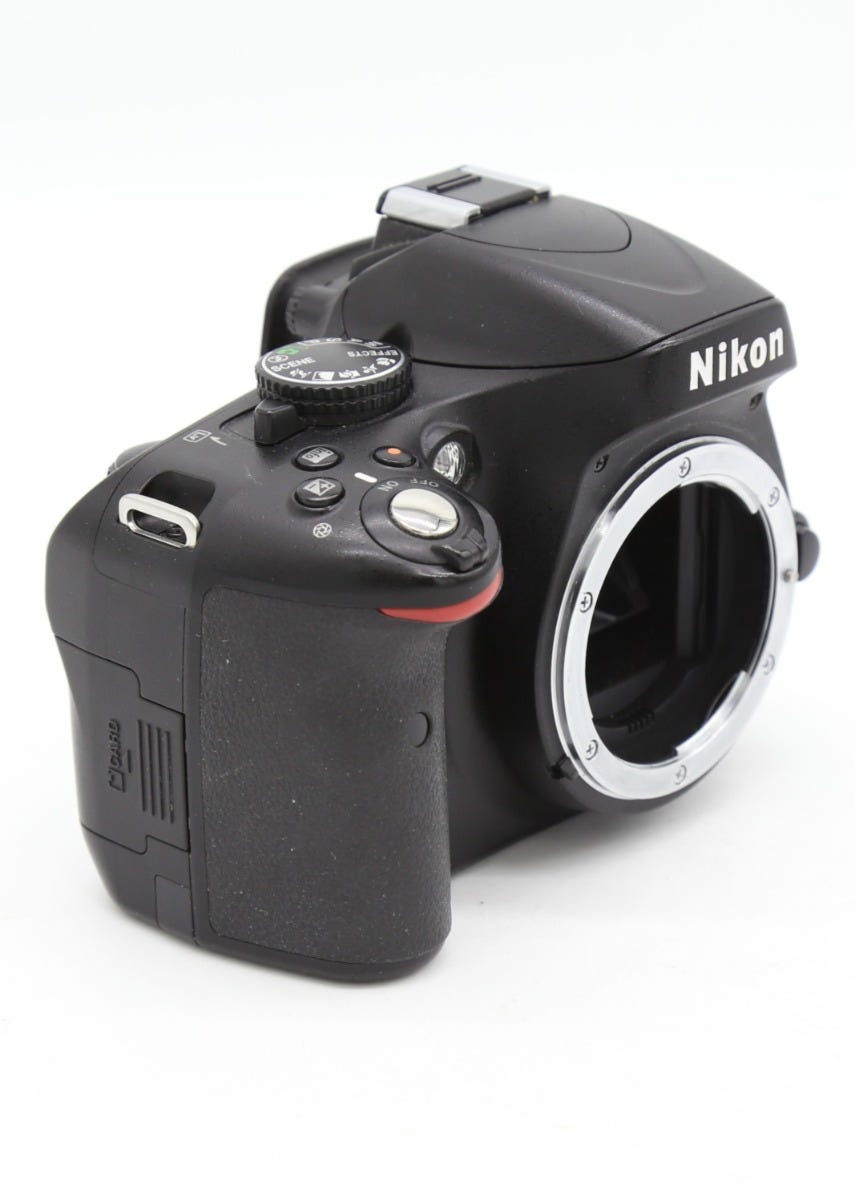 Used Nikon D5100 Body Only S/N: 8060106