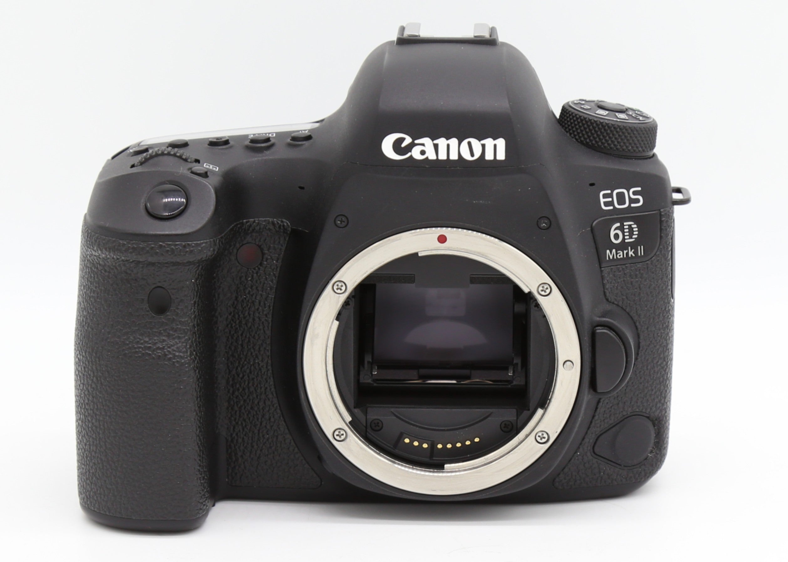 Used Canon 6D Mark II Body w/ EF 24-105mm f/4L IS USM Kit SN:453053002560