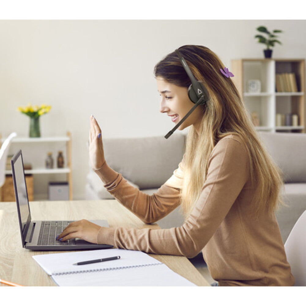 Creative HS-230 3.5mm Headset with USB Adapter