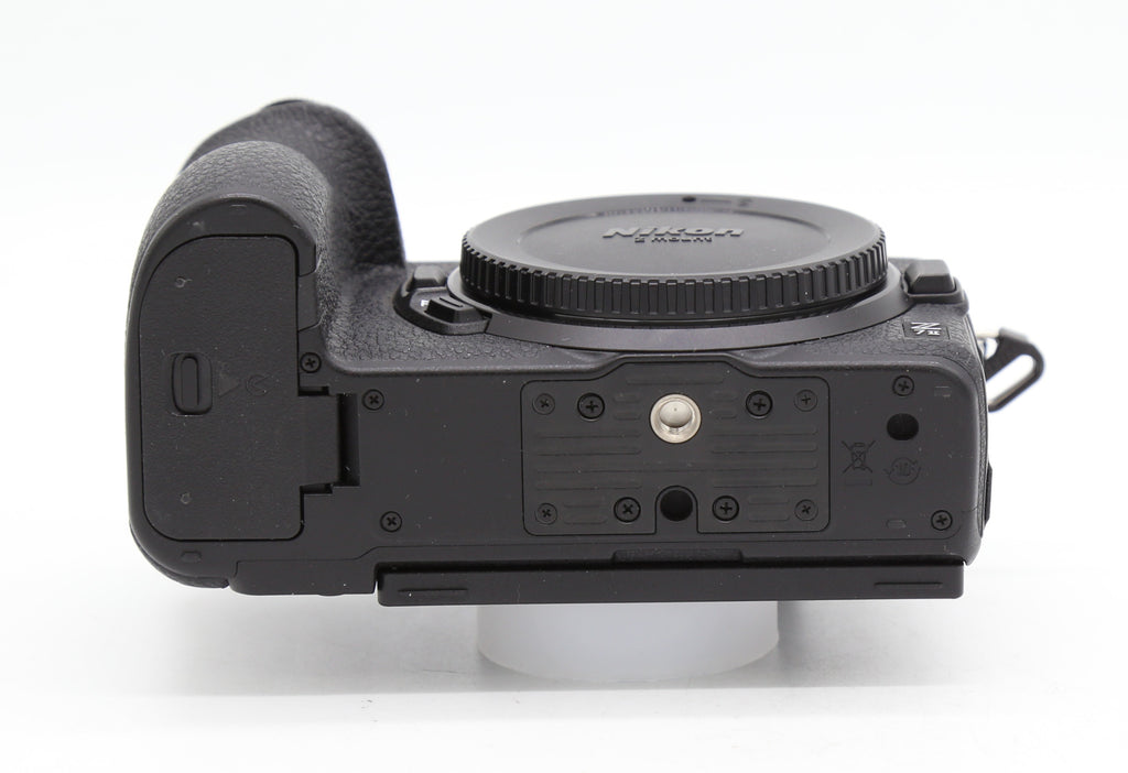 Used Nikon Z7 II Body Only. (Shutter Count: 1854) SN: 7402145