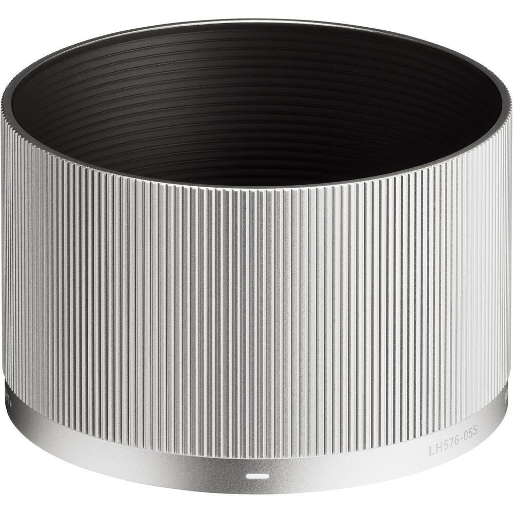 Open Box Sigma 90mm f/2.8 DG Contemporary Lens - L-Mount Silver