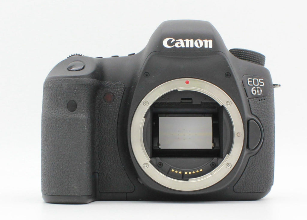 Used Canon EOS 6D Body with EF 24-105mm Zoom Kit S/N 235020000862